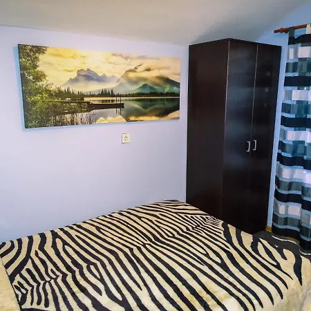 Vuk's 5 Min From The Two-bedroom Apartman