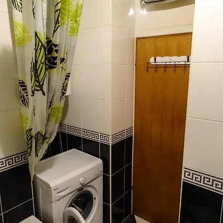 Vuk's 5 Min From The Two-bedroom * Budva